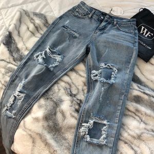 White Fox Boutique Lets Bounce Jeans